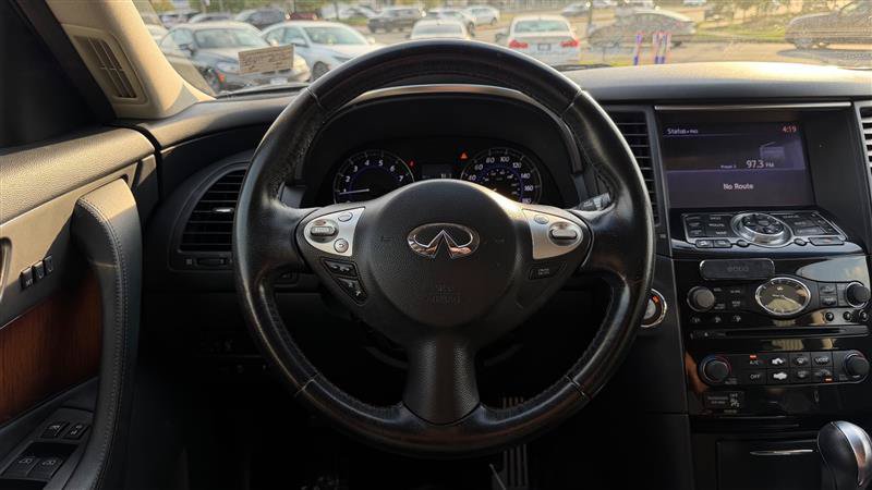 Used 2014 INFINITI QX70 2WD w/ Premium Package image 31