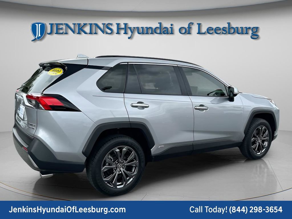 Used 2022 Toyota RAV4 Limited image 3