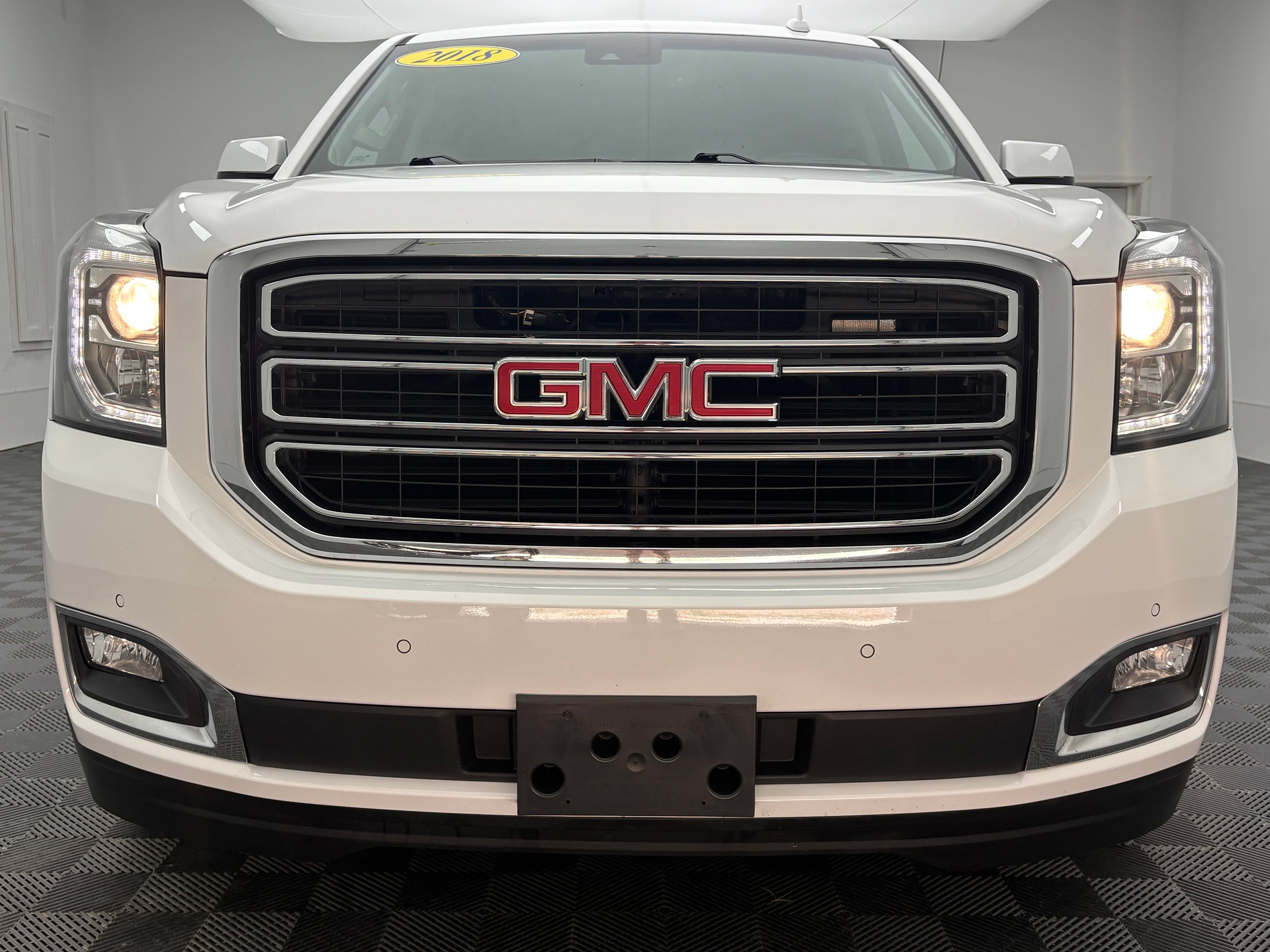 Used 2018 GMC Yukon XL SLT AWD/4WD image 15