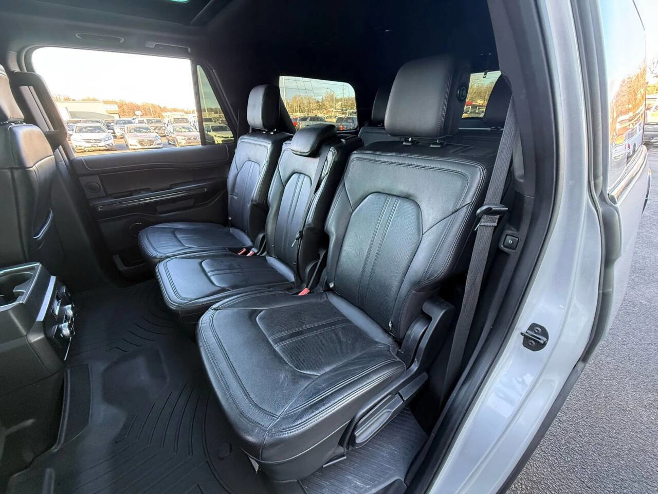 Used 2018 Ford Expedition Limited w/ Equipment Group 301A image 22