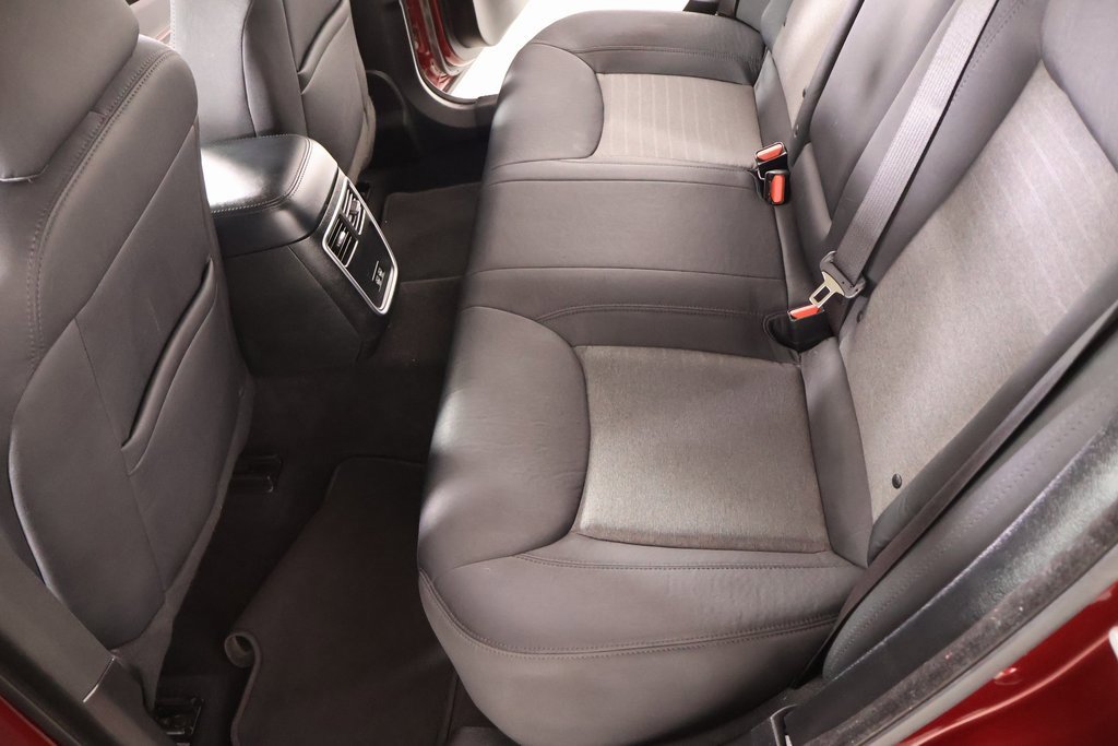 Used 2023 Chrysler 300 Touring w/ Sport Appearance Package image 11