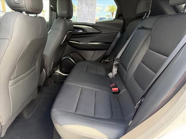 Used 2022 Chevrolet TrailBlazer RS FWD image 7