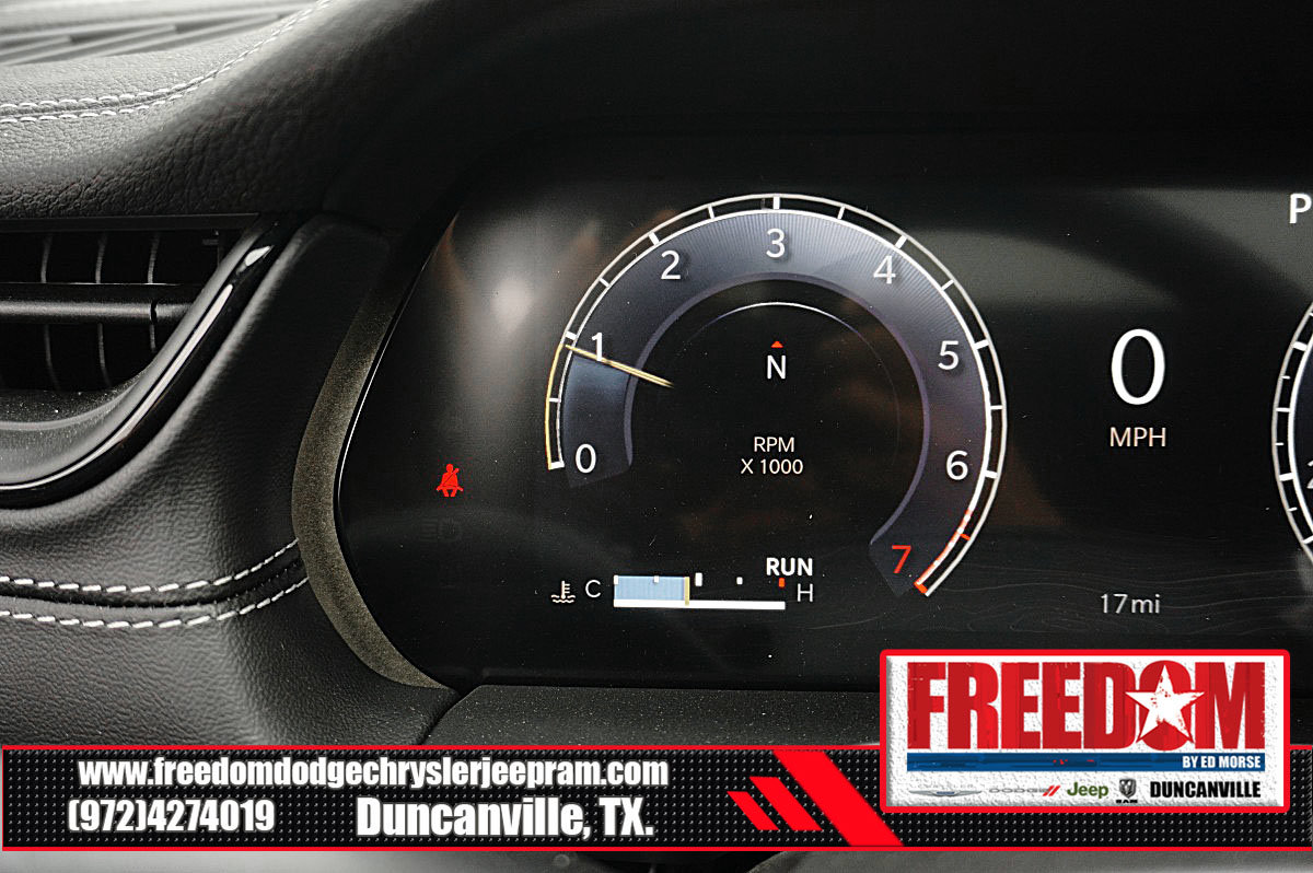 New 2026 Jeep Grand Cherokee Limited w/ Limited Altitude Package RWD image 29