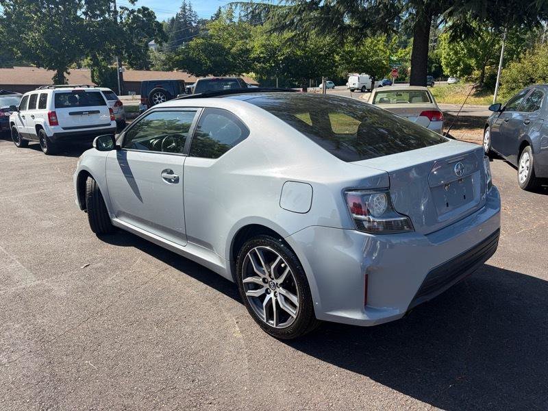 Used 2015 Scion tC FWD image 5