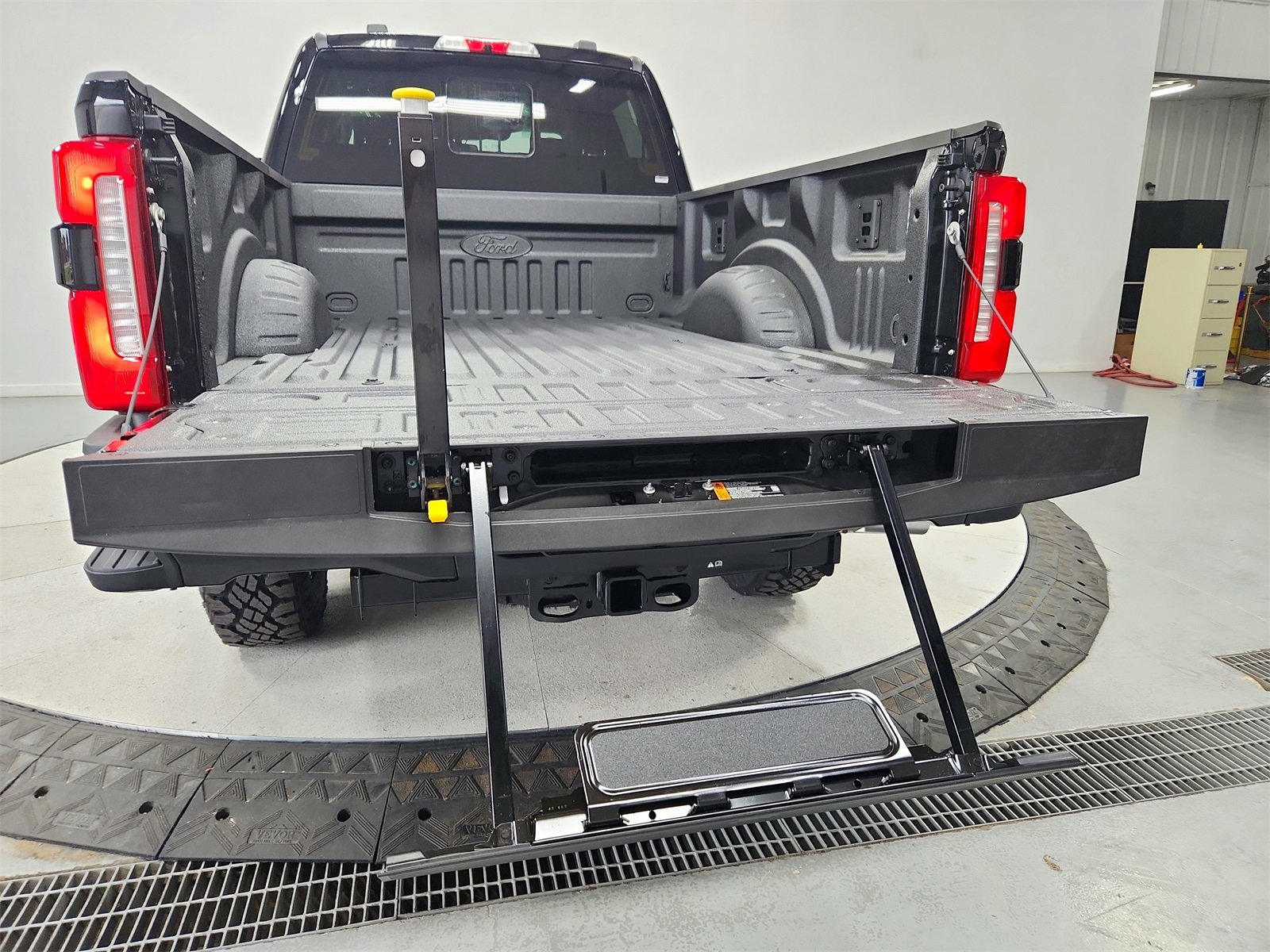 New 2026 Ford F250 Lariat image 48