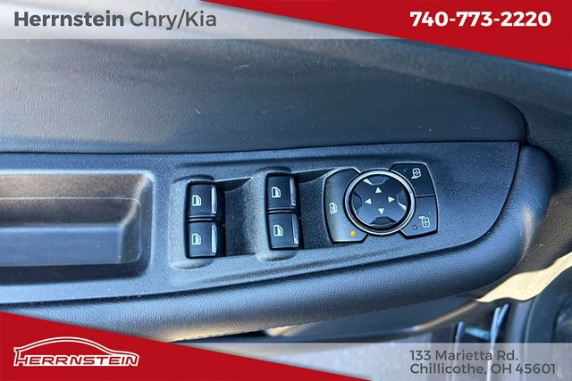 Used 2024 Ford Edge SEL AWD/4WD image 13