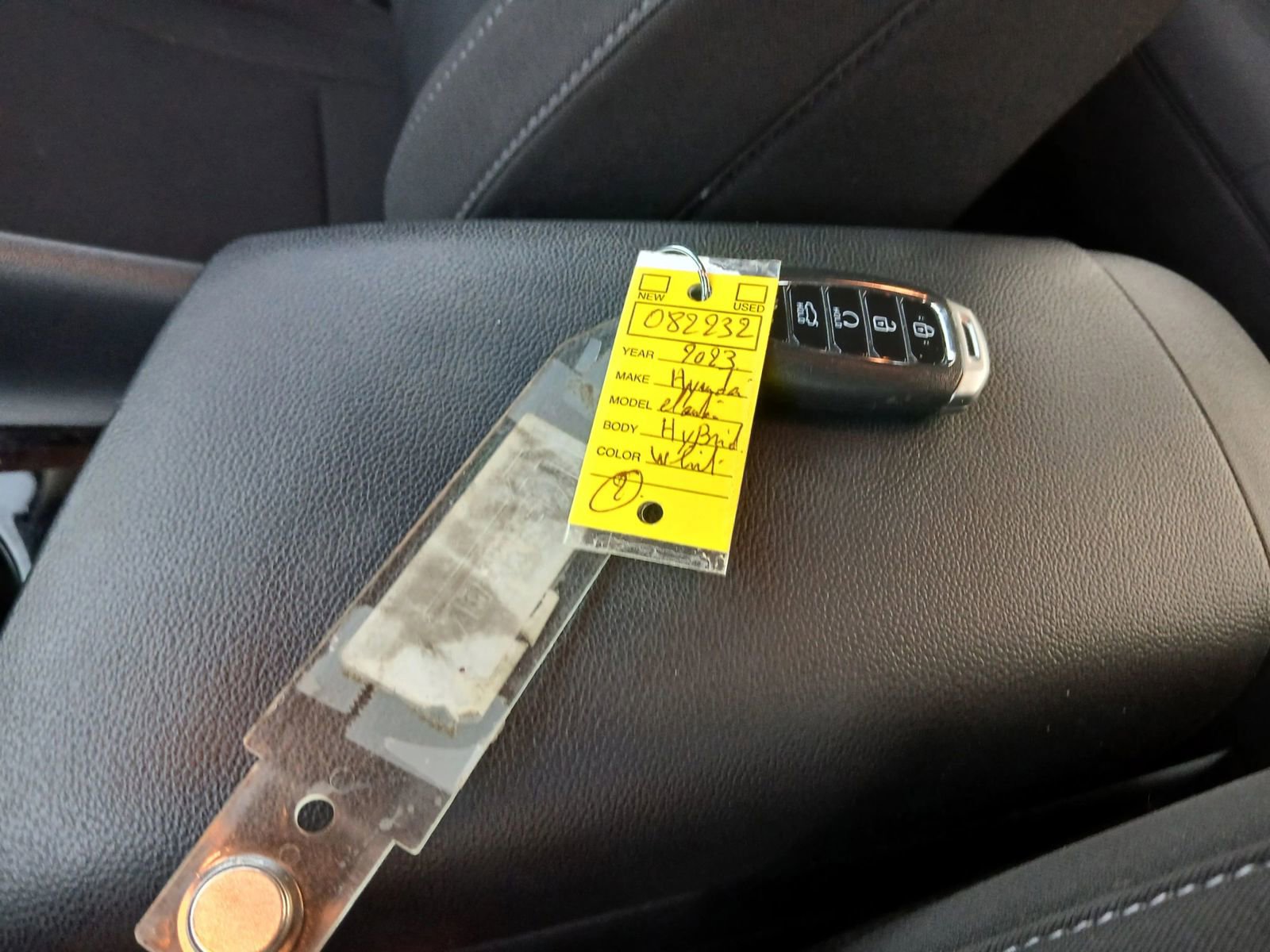 Used 2023 Hyundai Elantra Blue w/ Cargo Package image 9