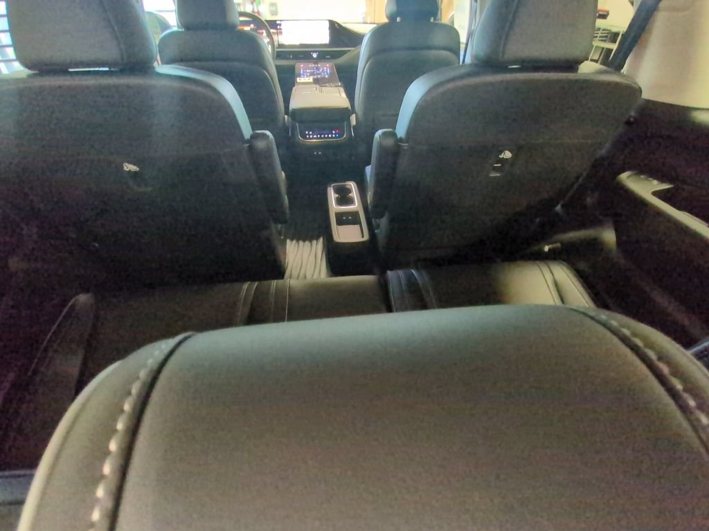 New 2027 INFINITI QX80 Luxe w/ Cargo Package RWD image 27