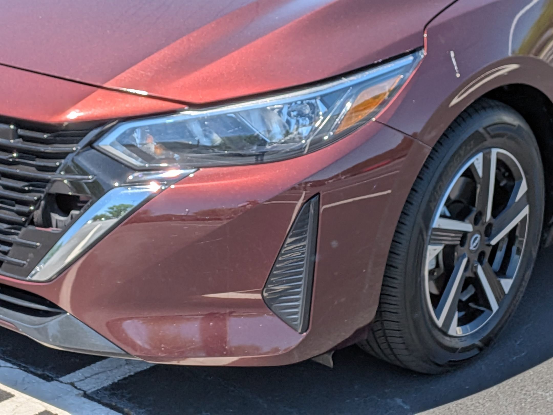 Used 2025 Nissan Sentra SV FWD image 9