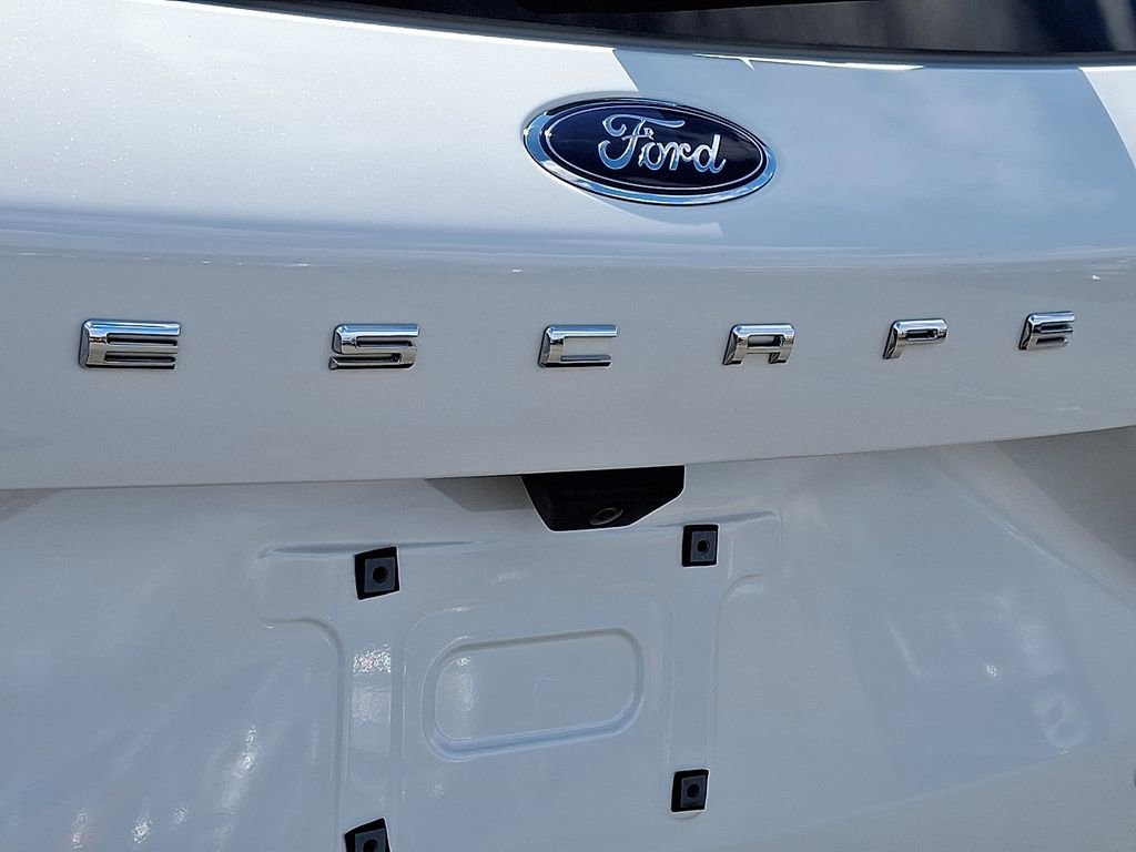 Certified 2022 Ford Escape SE w/ SE Sport Appearance Package image 29