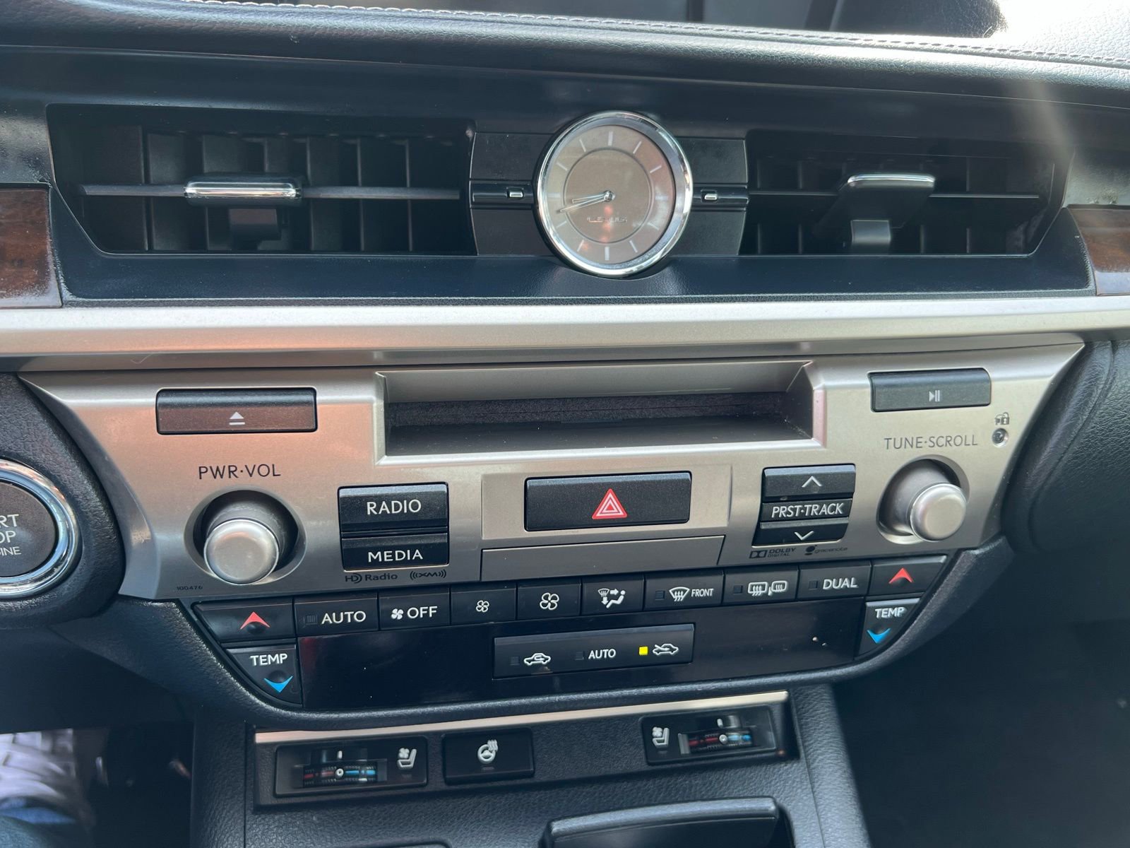 Used 2015 Lexus ES 350 w/ Premium Package FWD image 28