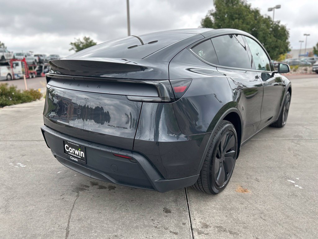 Used 2026 Tesla Model Y Long Range AWD/4WD image 7