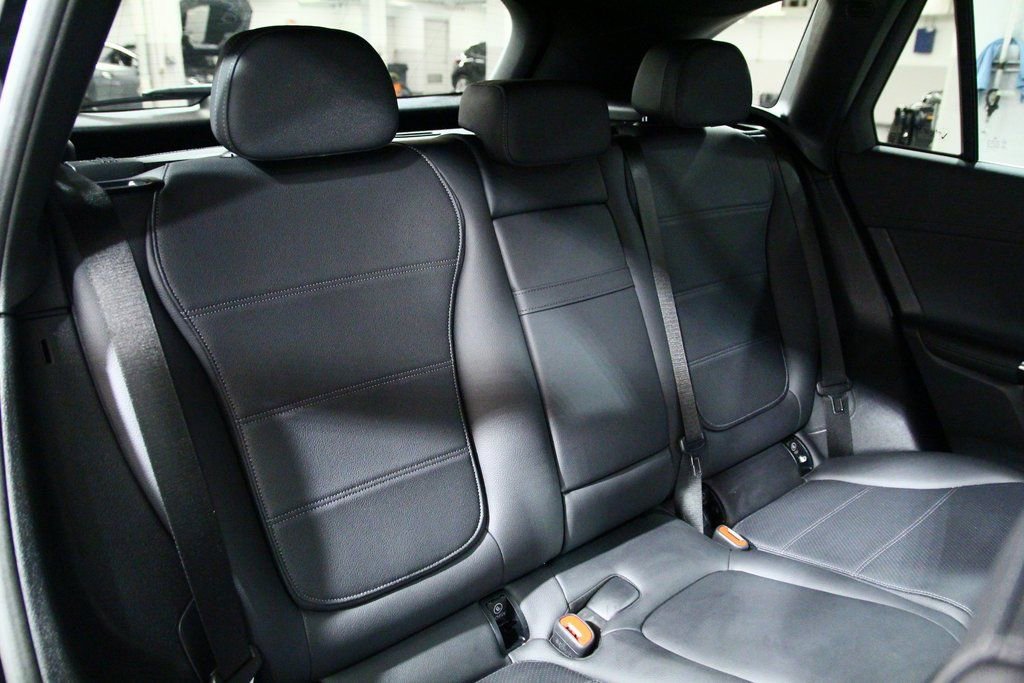 Certified 2025 Mercedes-Benz GLC 300 4MATIC image 25
