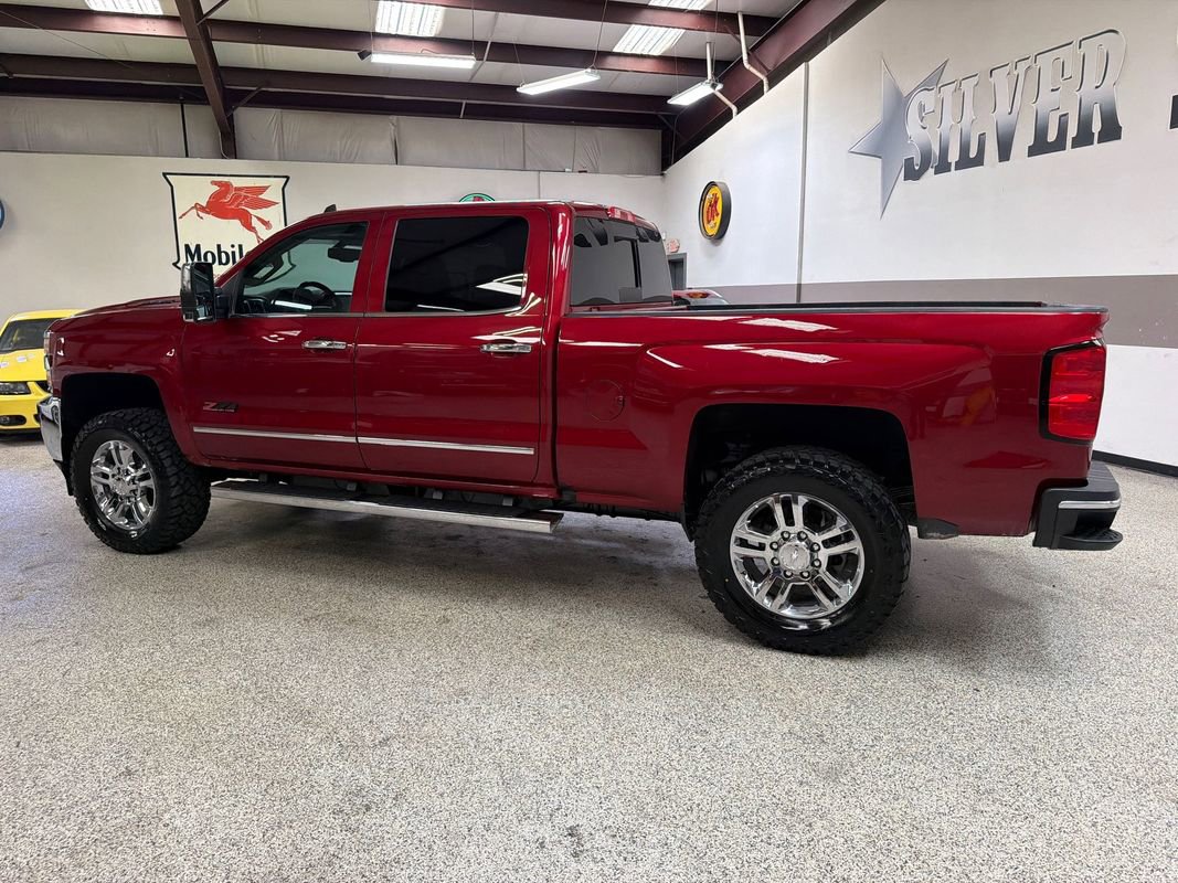 Used 2019 Chevrolet Silverado 2500 LTZ w/ Duramax Plus Package AWD/4WD image 4