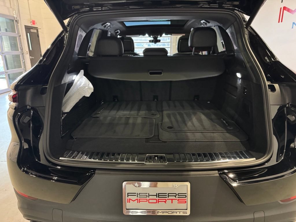 Used 2024 Porsche Cayenne S w/ Premium Package Plus AWD/4WD image 34
