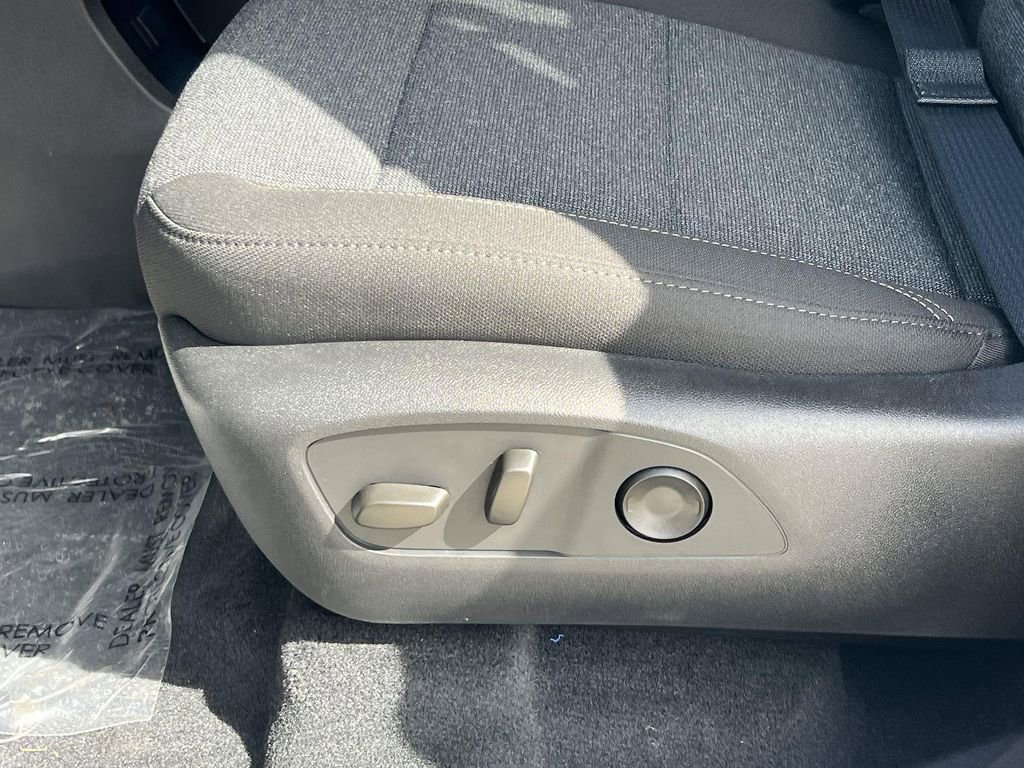 New 2026 GMC Acadia Elevation image 22