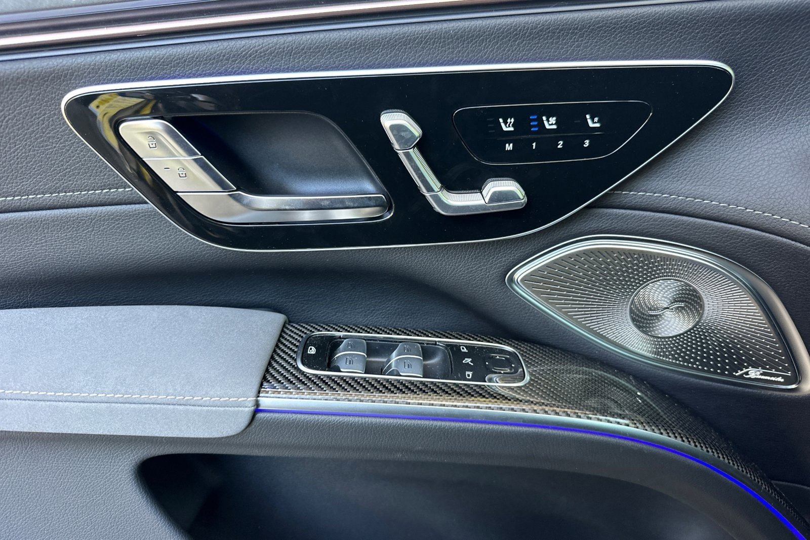 New 2026 Mercedes-Benz EQS 400 4MATIC SUV image 12