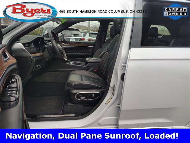 Used 2024 Jeep Grand Cherokee Summit image 2