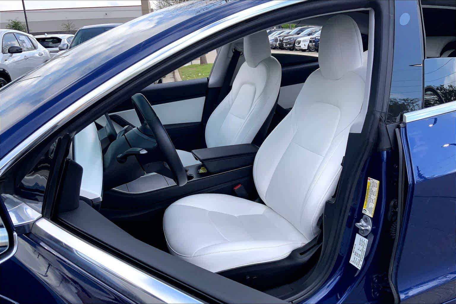 Used 2019 Tesla Model 3 Standard Range image 7
