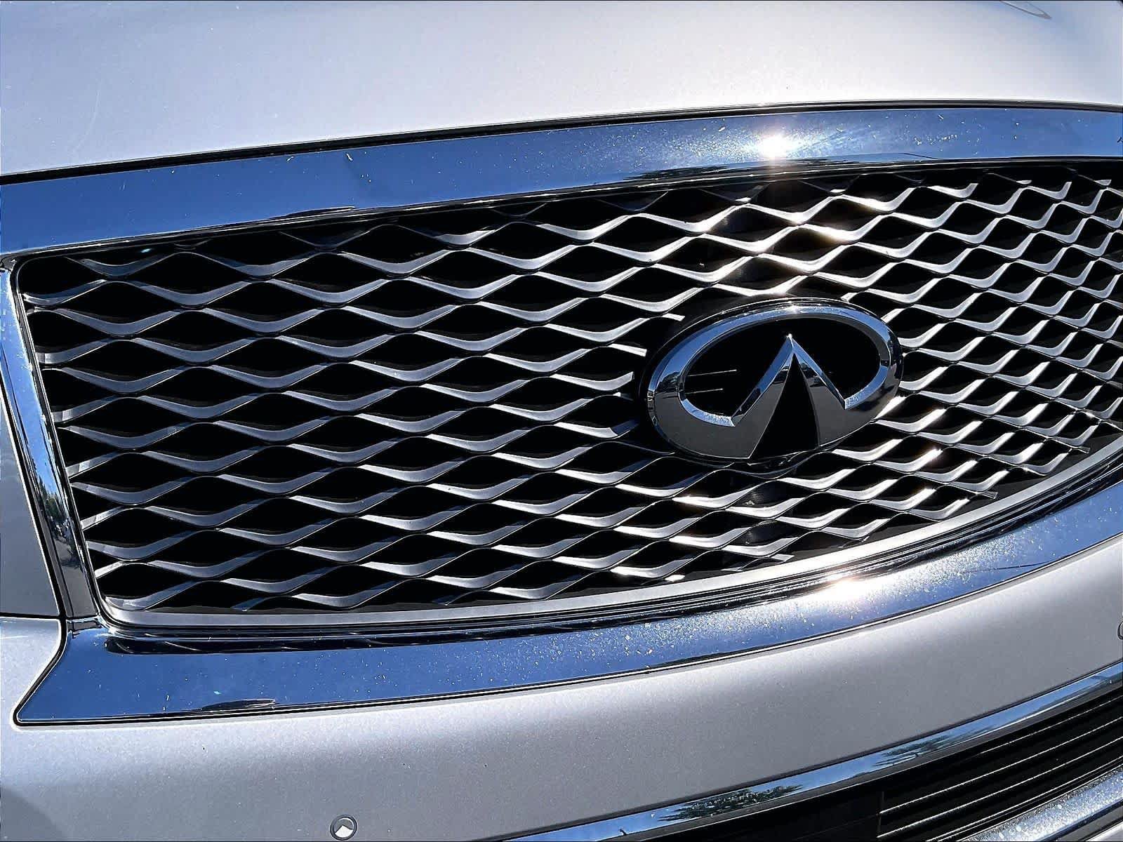 Used 2015 INFINITI QX80 4WD w/ 22" Wheel Package image 32