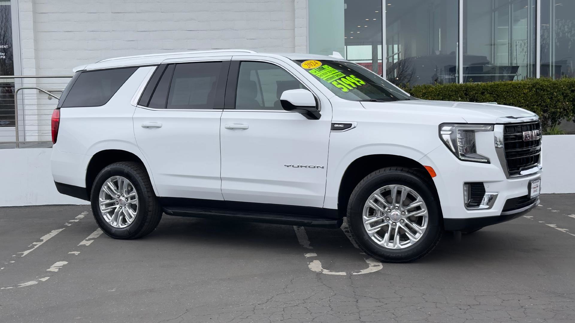 Used 2024 GMC Yukon SLE w/ Max Trailering Package image 3