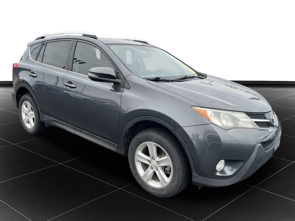 Used 2013 Toyota RAV4 XLE image 7