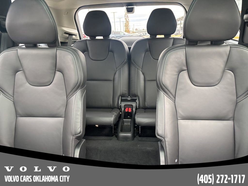 Certified 2025 Volvo XC90 B6 Ultra w/ Lounge Package image 12