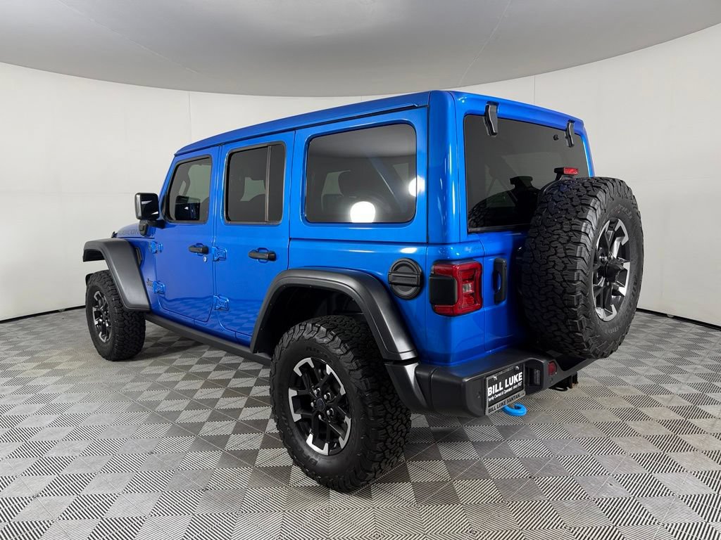 Used 2024 Jeep Wrangler Unlimited Rubicon 4xe w/ Technology Group AWD/4WD image 9