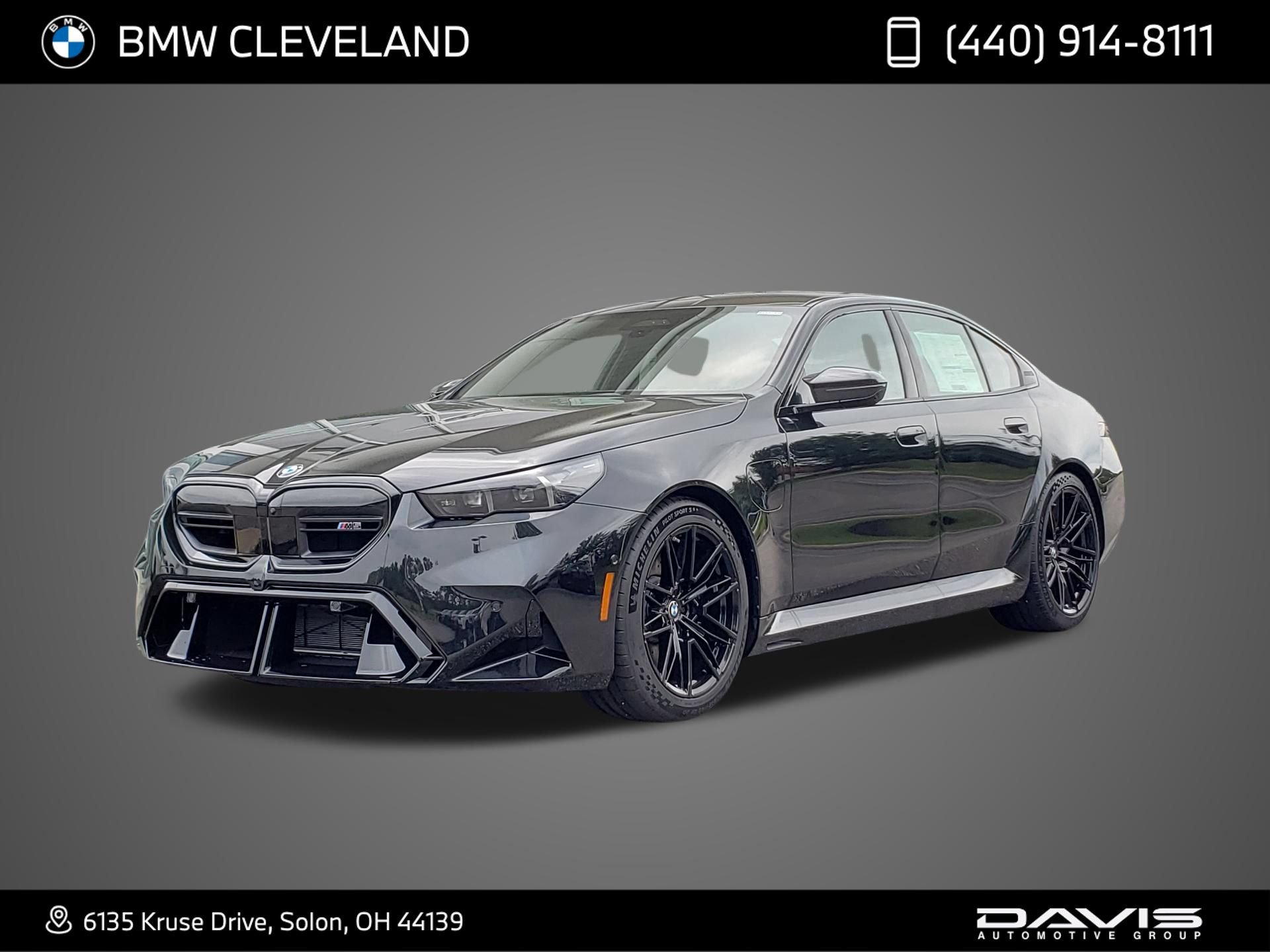 New 2027 BMW M5 w/ Carbon Package