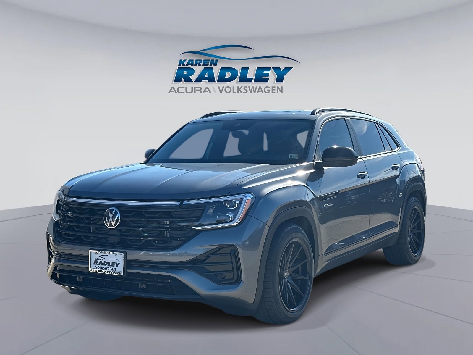 Certified 2025 Volkswagen Atlas Cross Sport SEL R-Line image 5