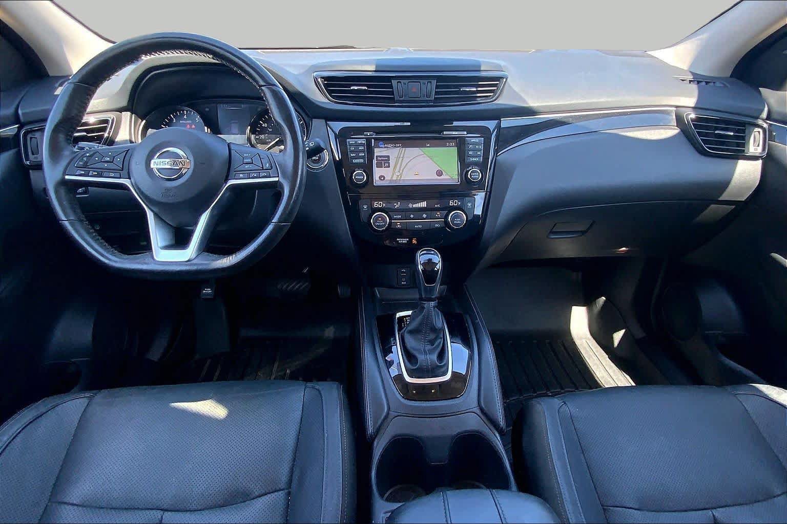 Used 2017 Nissan Rogue Sport SL w/ SL Premium Package AWD/4WD image 15