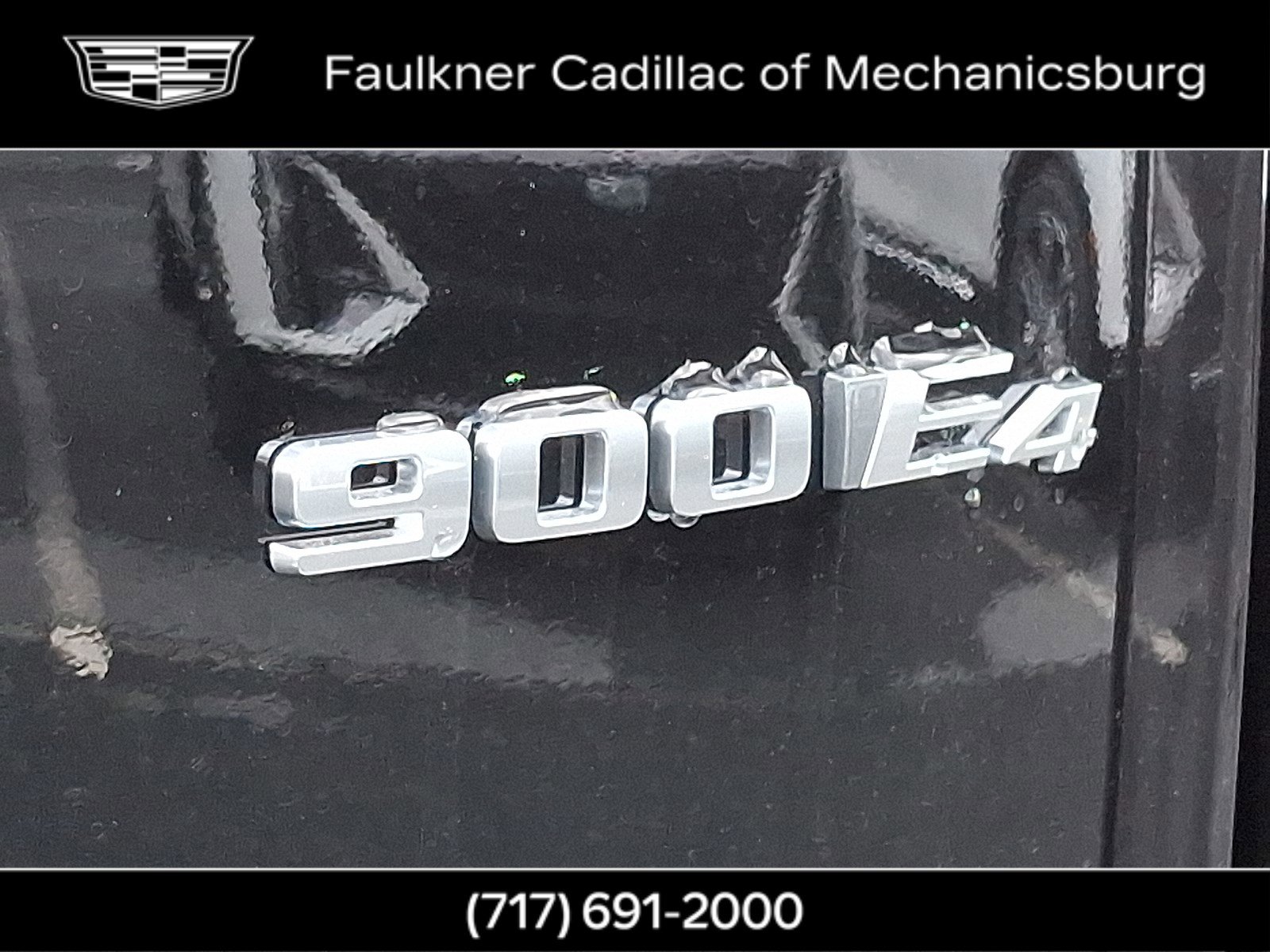 New 2026 Cadillac Vistiq Sport w/ LPO, Floor Liner Package image 23