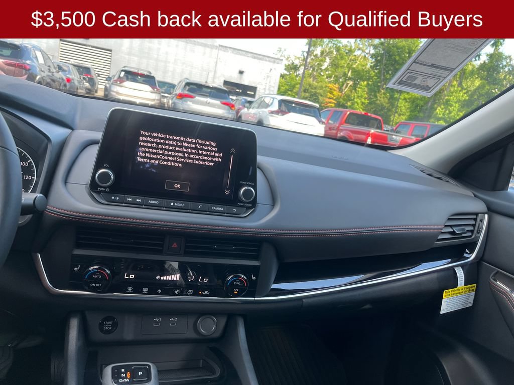 New 2026 Nissan Rogue SV AWD/4WD image 15