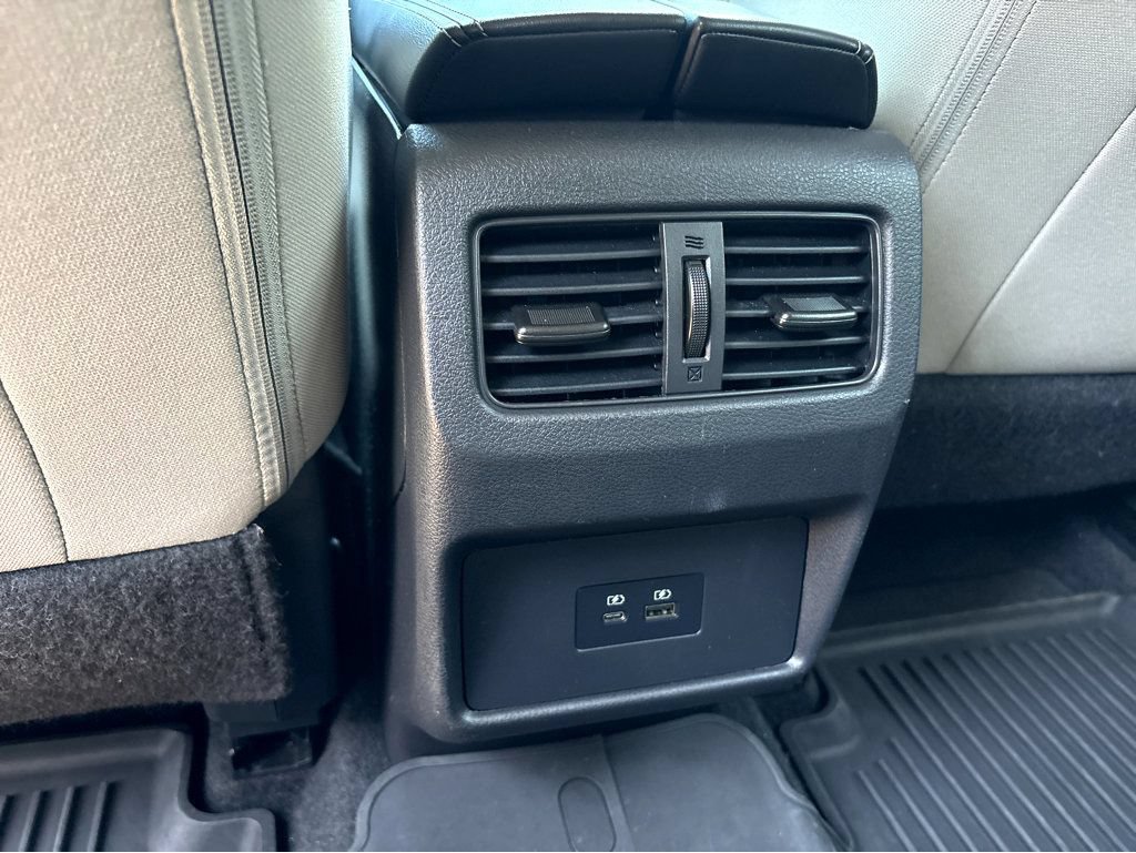 Certified 2023 Nissan Rogue SV FWD image 20