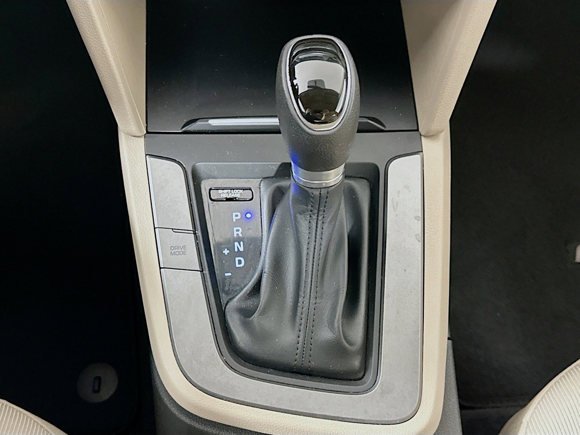 Used 2018 Hyundai Elantra SEL image 24