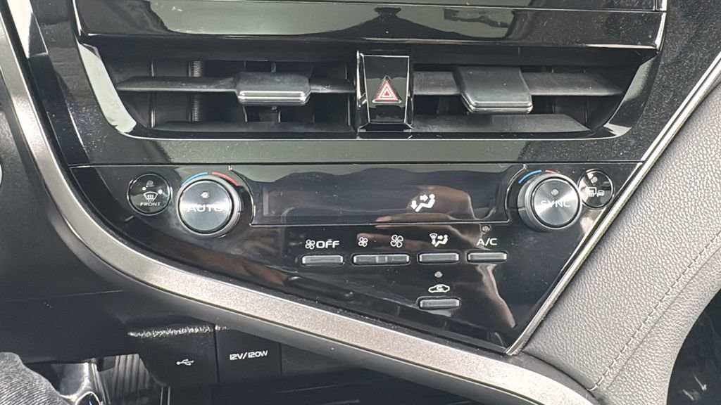 Used 2021 Toyota Camry XSE image 24