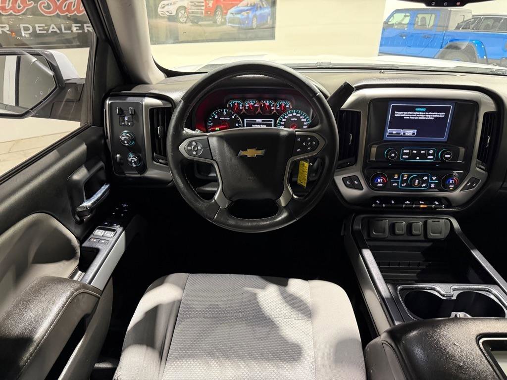 Used 2018 Chevrolet Silverado 1500 LT w/ Texas Edition AWD/4WD image 29