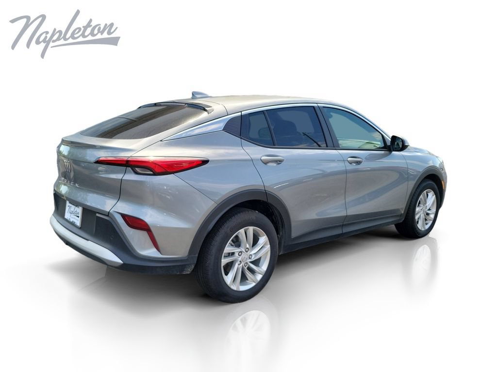 Used 2025 Buick Envista Preferred FWD image 6