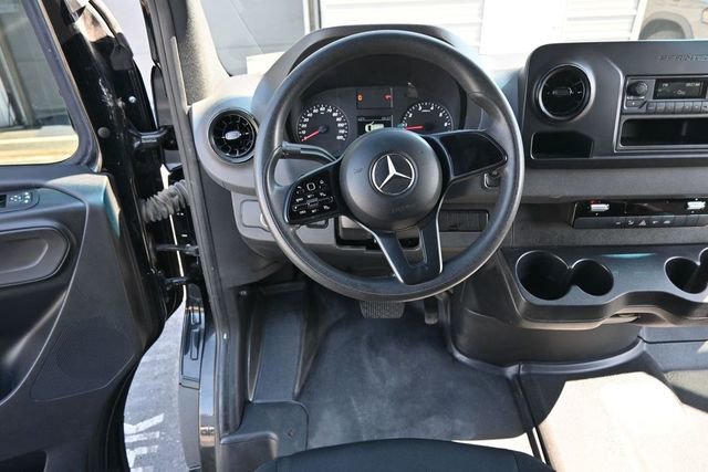 Used 2019 Mercedes-Benz Sprinter 2500 image 41