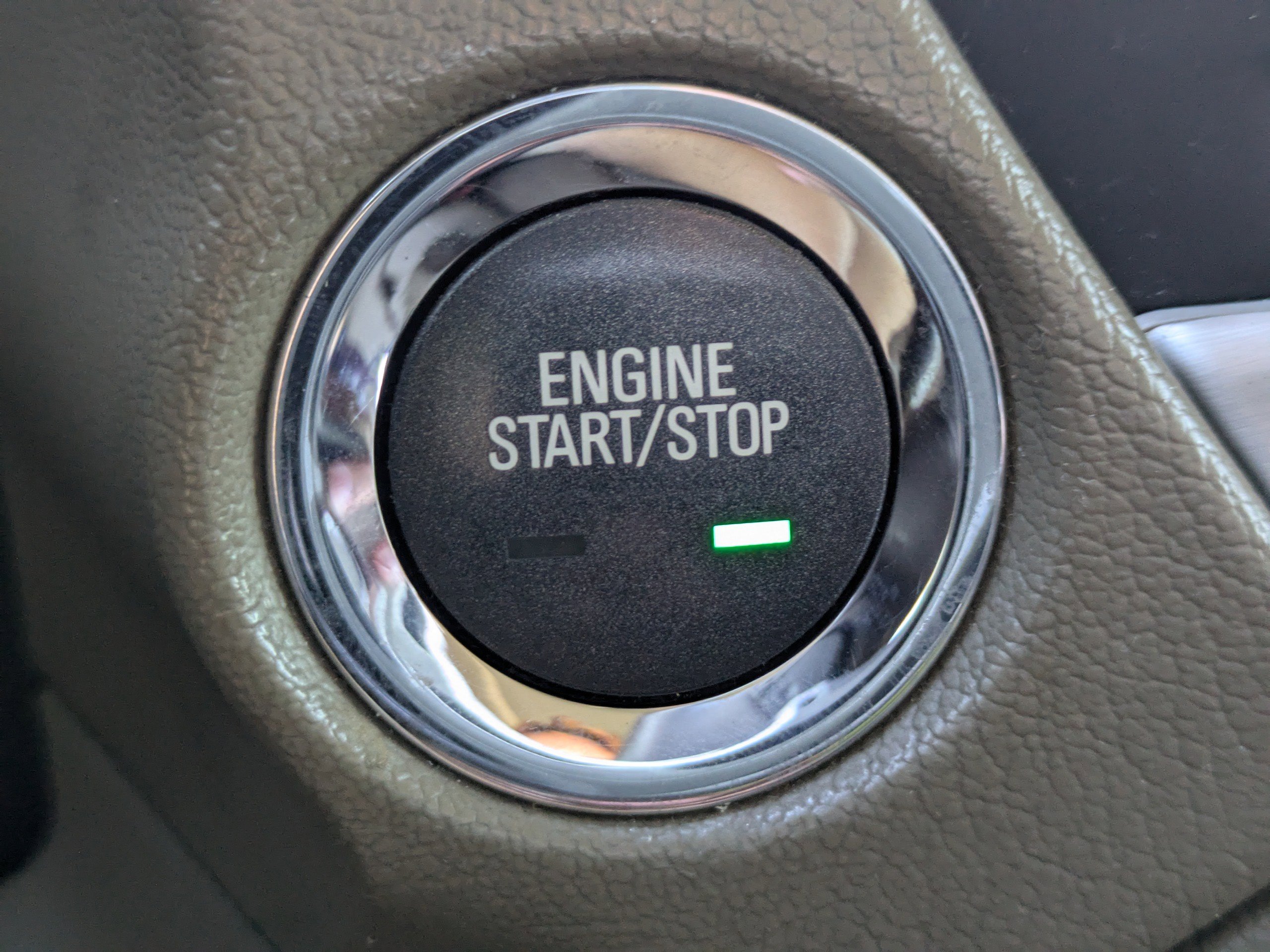 Used 2015 GMC Yukon SLT w/ HD Trailering Package image 36