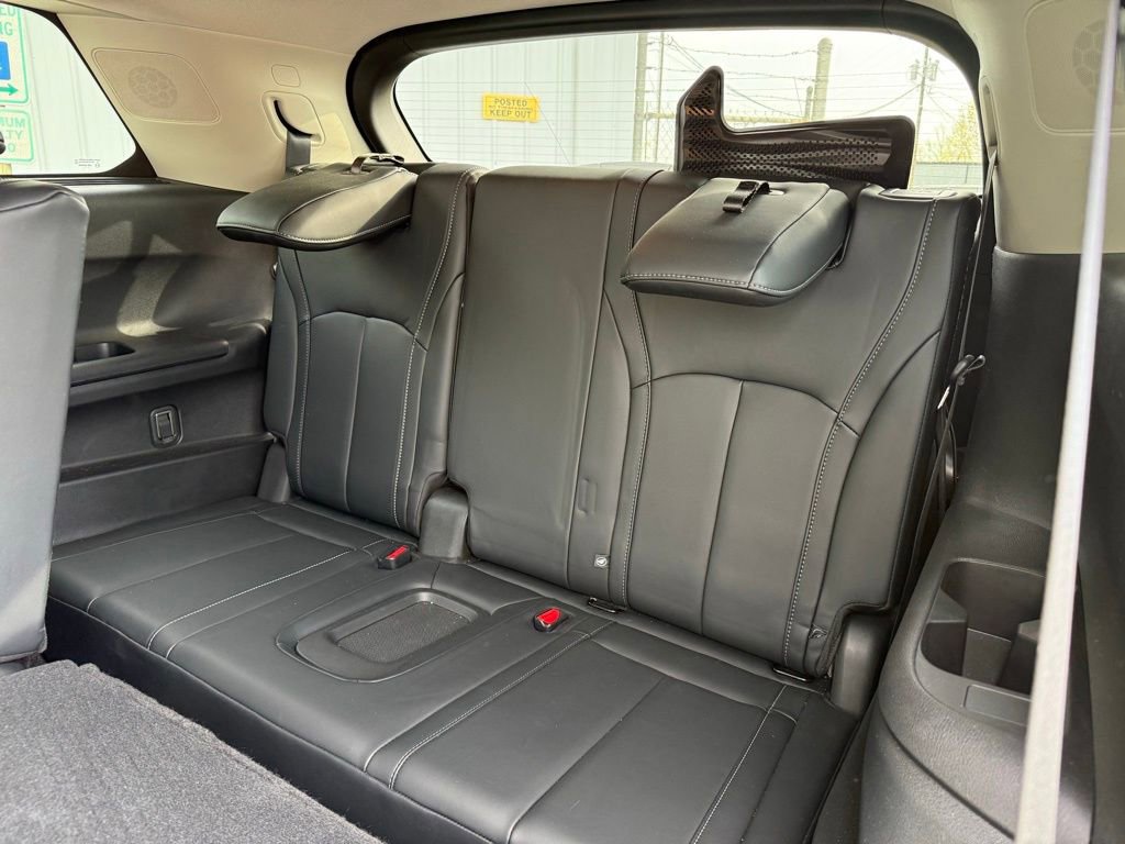 Used 2023 INFINITI QX60 Luxe image 16