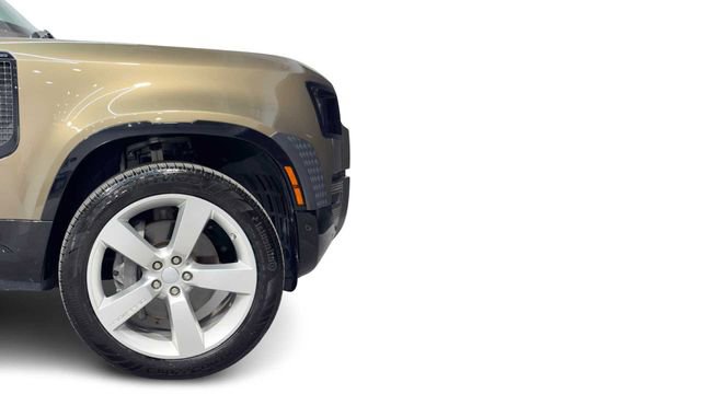 Used 2021 Land Rover Defender 110 X-Dynamic SE AWD/4WD image 8