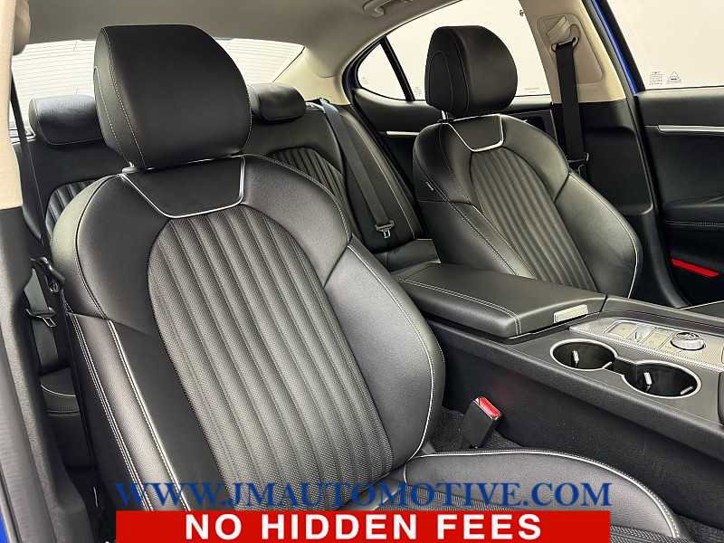 Used 2022 Genesis G70 2.0T w/ Prestige Package image 21