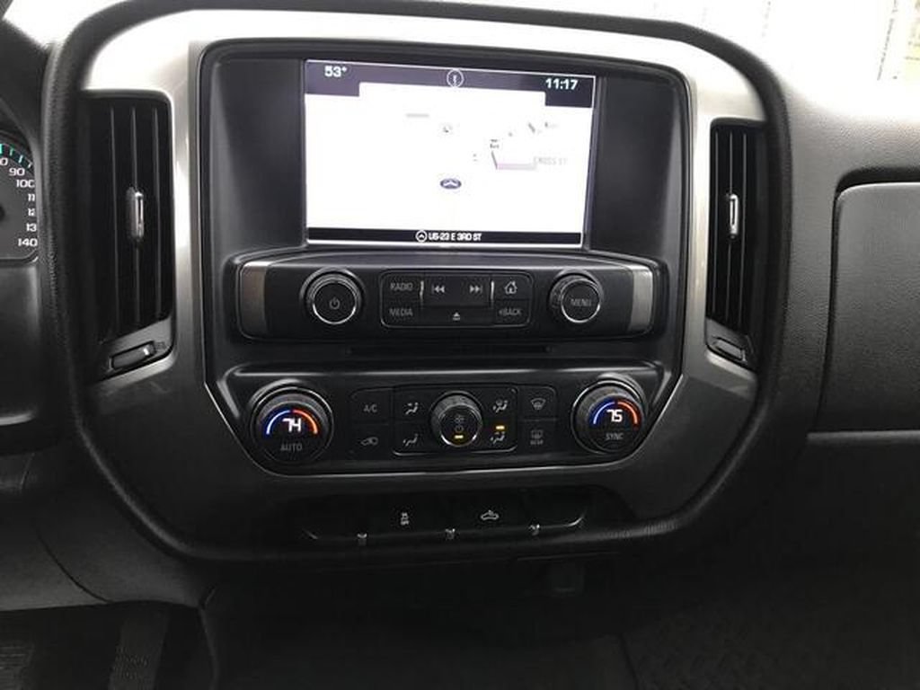 Used 2018 Chevrolet Silverado 1500 LT w/ All Star Edition AWD/4WD image 18