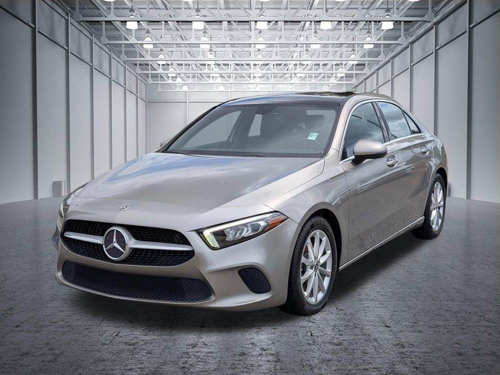 Used 2020 Mercedes-Benz A 220 w/ Premium Package image 4