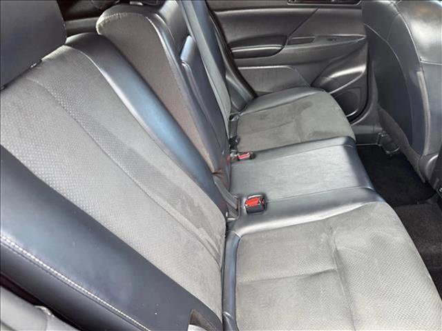 Used 2024 Mitsubishi Eclipse Cross SE image 18