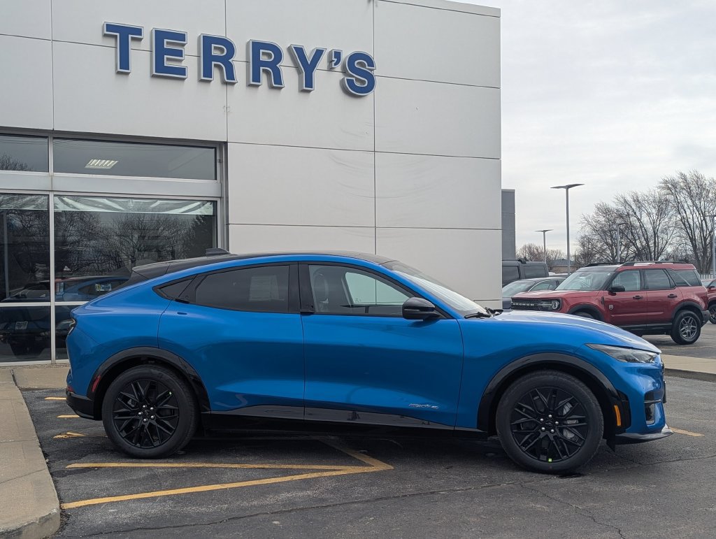 New 2026 Ford Mustang Mach-E Premium w/ Sport Appearance Package AWD/4WD image 3