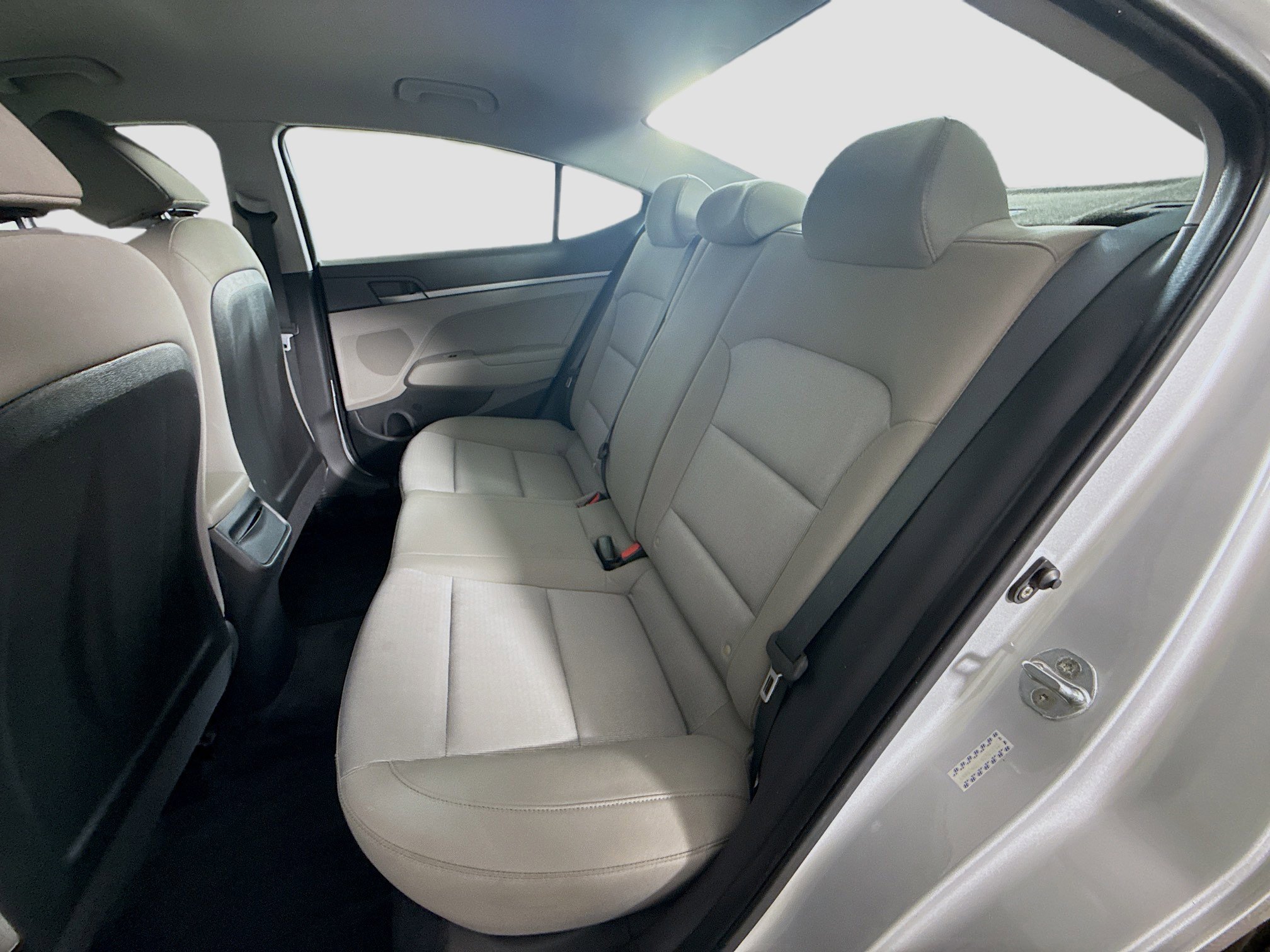 Used 2017 Hyundai Elantra SE w/ Cargo Package image 23