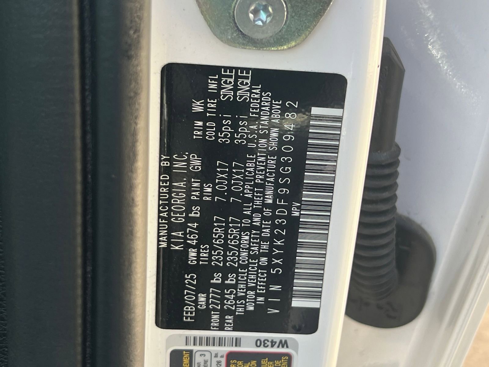 Used 2025 Kia Sportage LX image 23