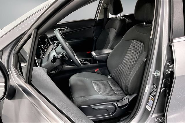 Used 2023 Kia Sportage LX AWD/4WD image 19